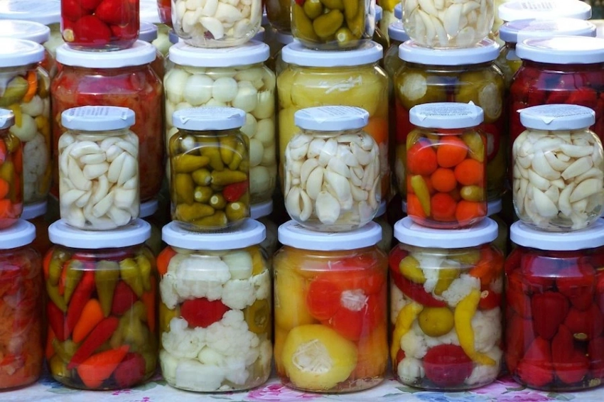 Почему нас тянет на соленое? Ученые раскрыли секрет мозга