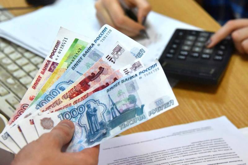 Детские выплаты с января: эксперт Проданова рассказала о сумме 69 000 рублей